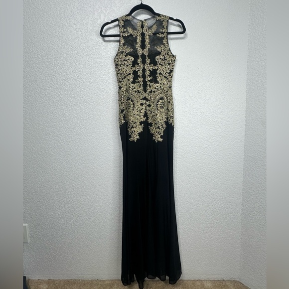 Black Gold Beaded Prom Dress Form Fitting Mesh Embroidered Women’s Size XS - Picture 5 of 9
